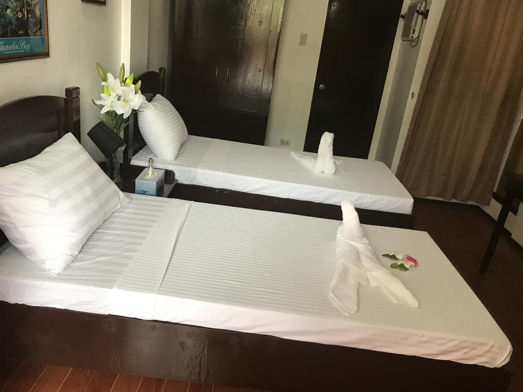 Ranile'S Pension House Cebu Екстер'єр фото